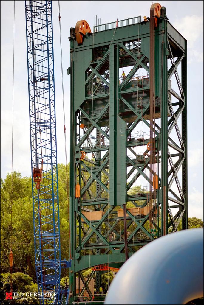 Columbus Road Bridge Tower.jpg