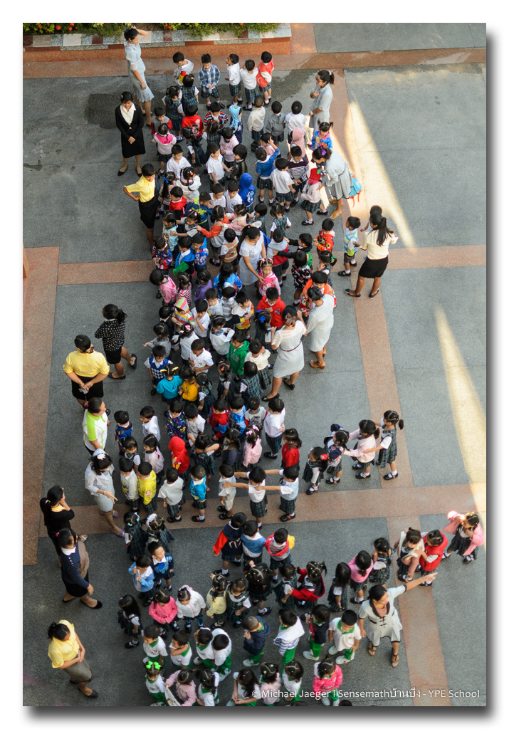 crowd.jpg