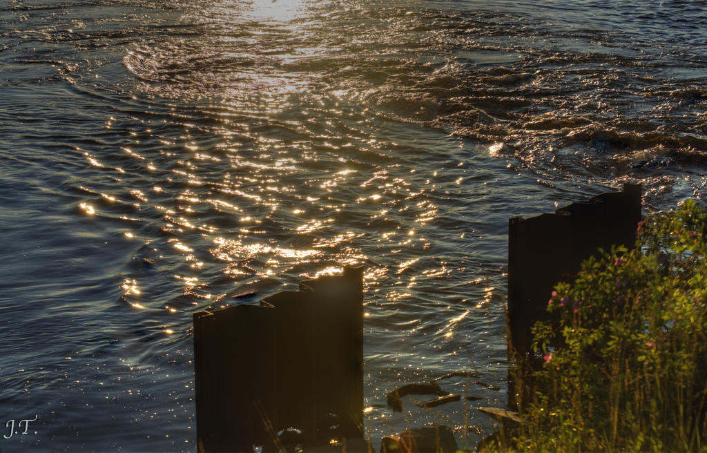 D7100 #3 OOB #4-Sunset-70-200 HD2.jpg