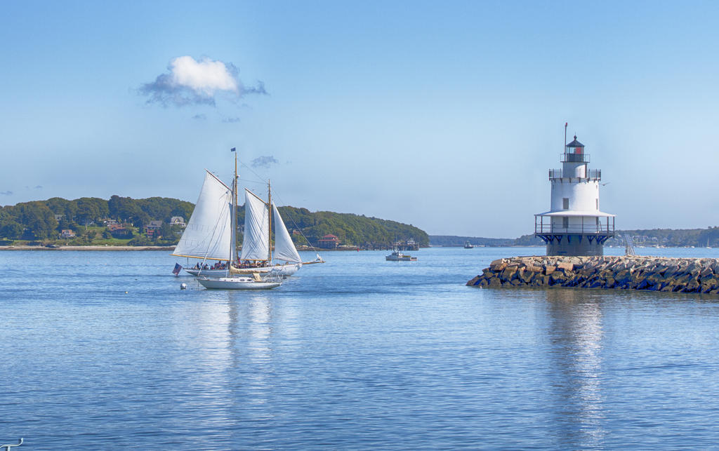 D810#3 Spring Point Lighthouse HD2a copy 2.jpg