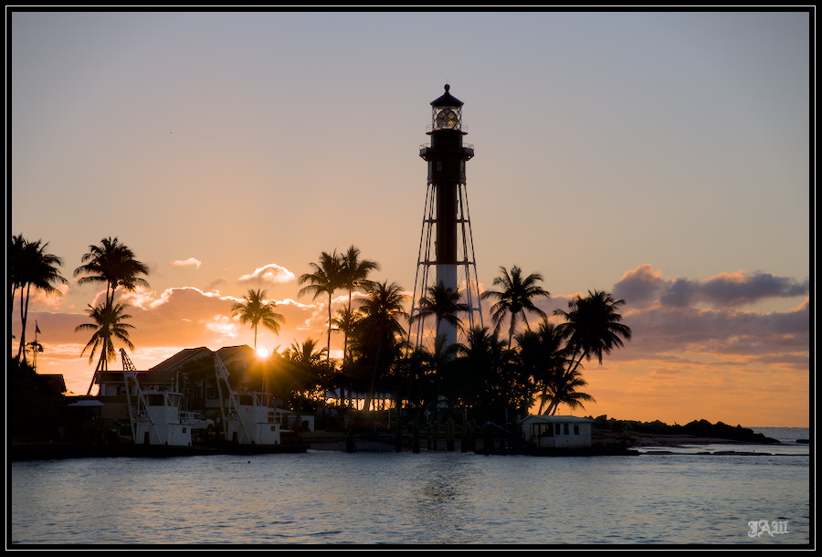 Sunrise @ Lighthouse