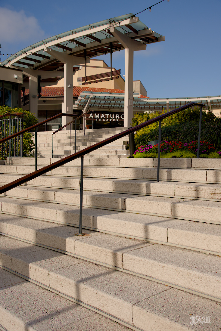 D81_4407__stairs.jpg