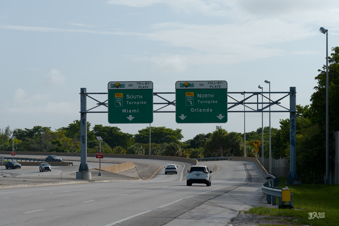 D81_5922_.jpg
