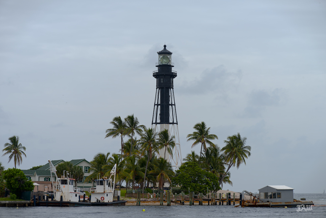 D81_5992_Lighthouse.jpg