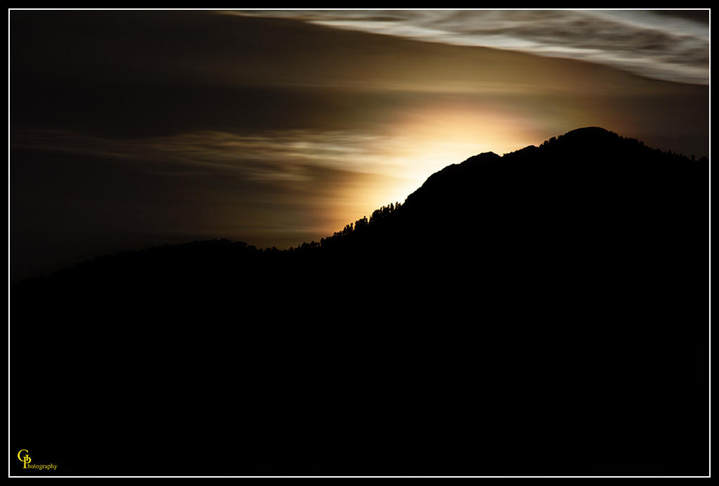 Day16MoonRise.jpg