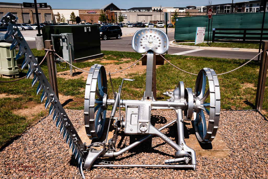 Desecrated Farm Machinrey-7876.jpg