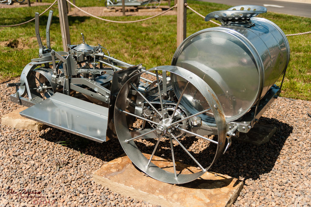 Desecrated Farm Machinrey-7879.jpg