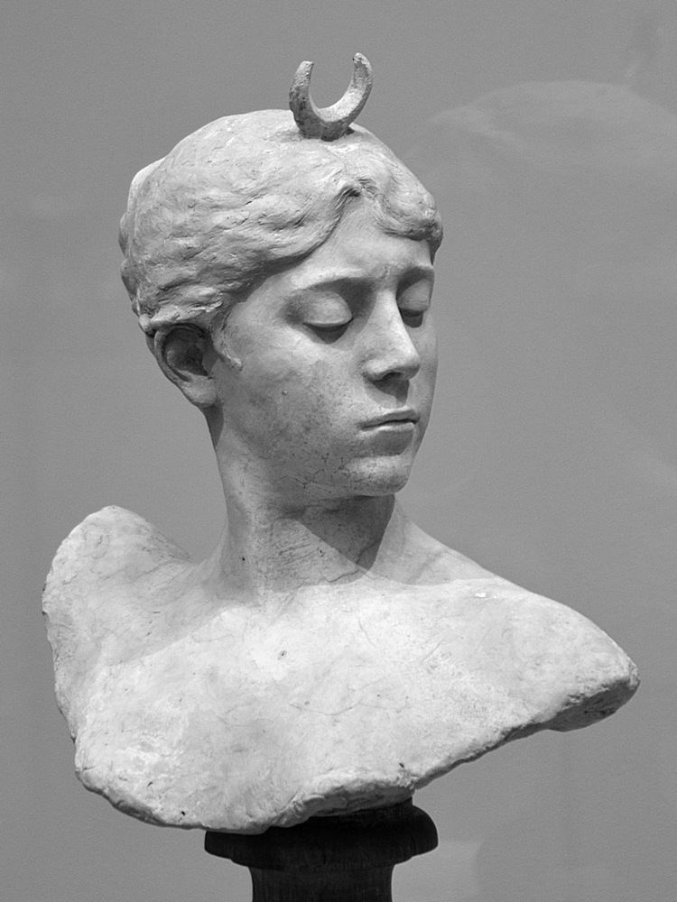 Diana.jpg