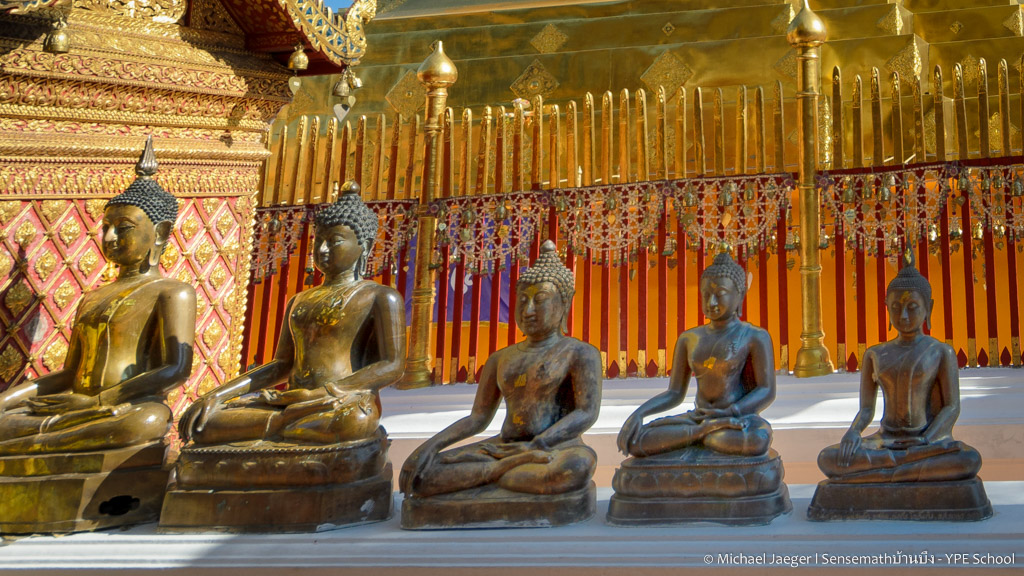 doi suthep temple gold-2.jpg