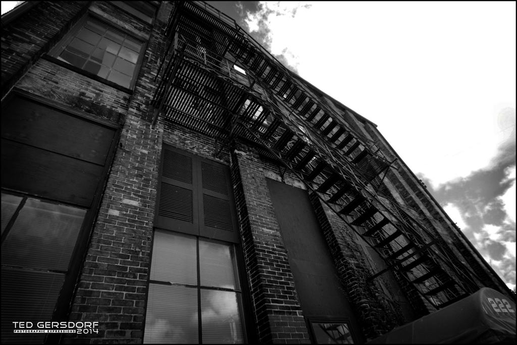 DSC_0006_00004  BW_00003.jpg