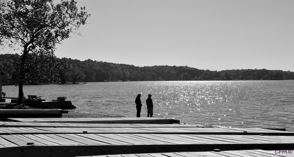 DSC_0068 nxd bw.jpg