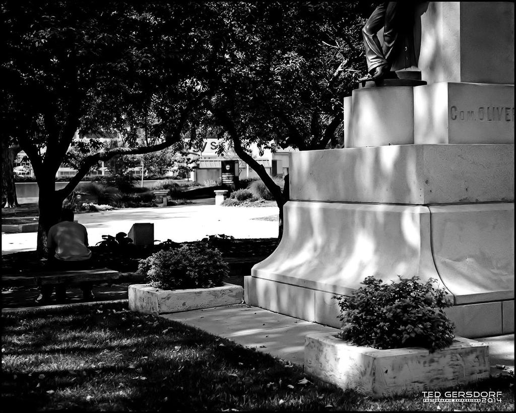 DSC_1921 BW.jpg
