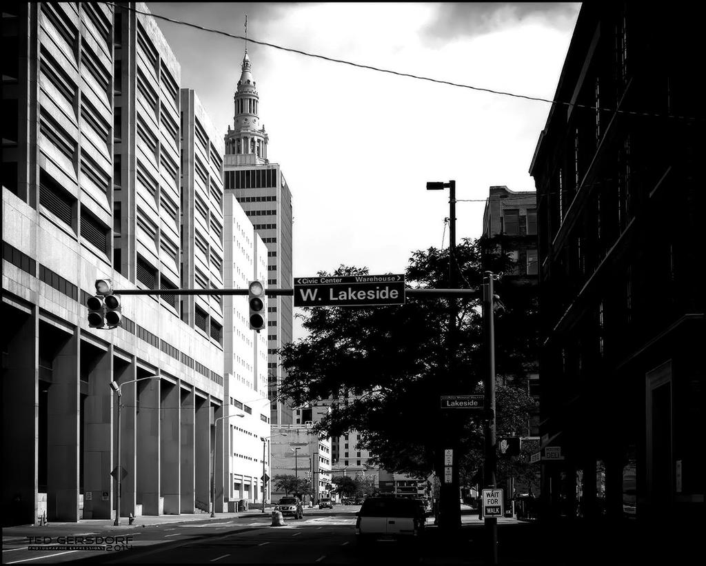 DSC_1923 BW.jpg