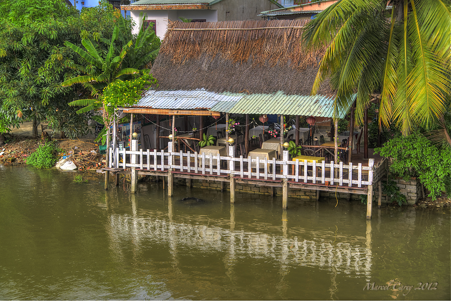 DSC_2841_2_3_tonemapped.jpg