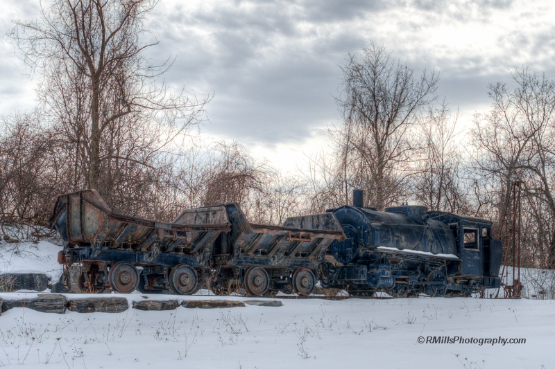 DSC_2843_5862_4_5863_5_5864_tonemapped.jpg