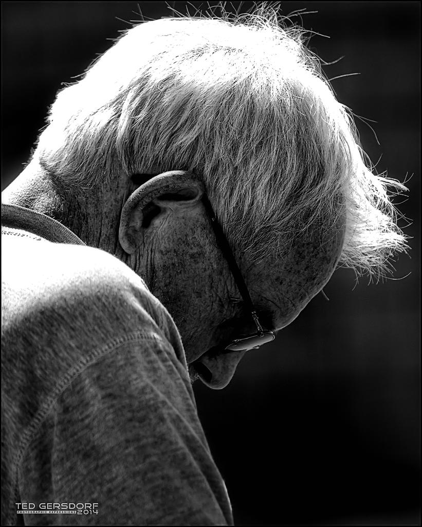 DSC_5214bw.jpg
