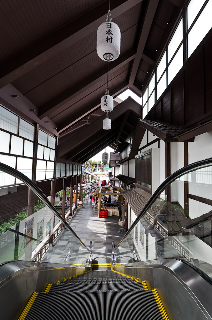 escalator-1.jpg