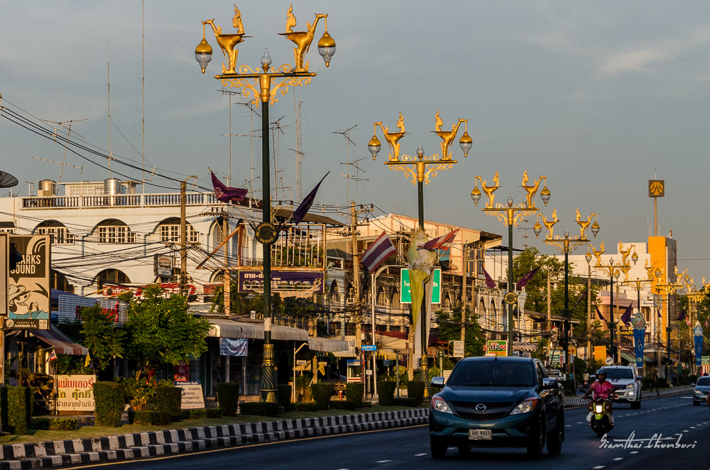 evening-at-banbung-ype-school-1.jpg