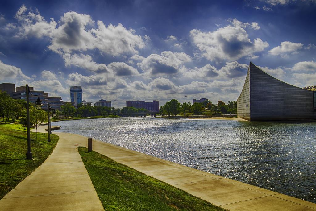 Explorationscape_HDR.jpg