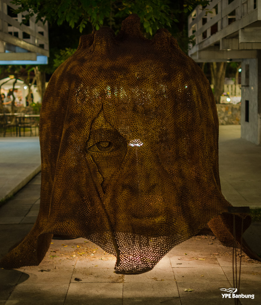 face-2.jpg