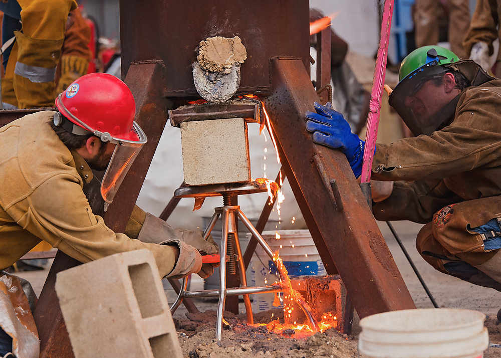 Fallbrook Iron Pour - January 2016 (7).jpg