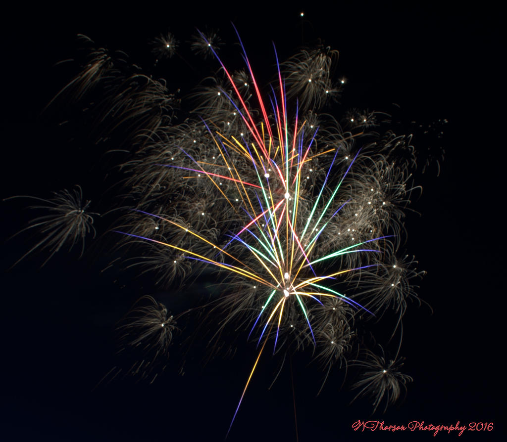 Fireworks #3 7-26-2016.jpg