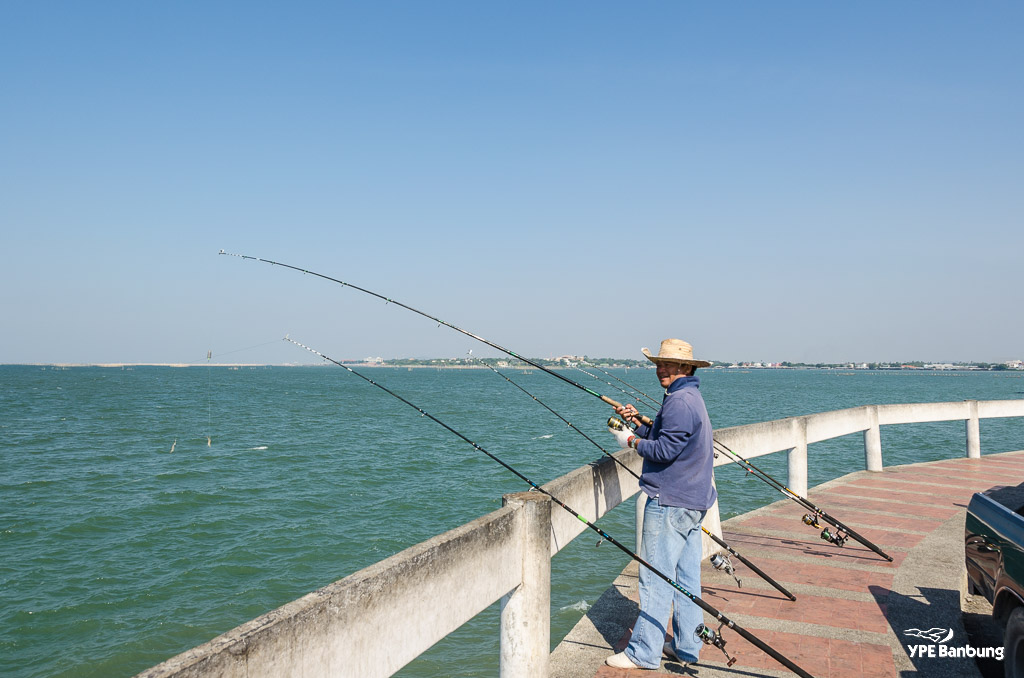 fishing-3.jpg