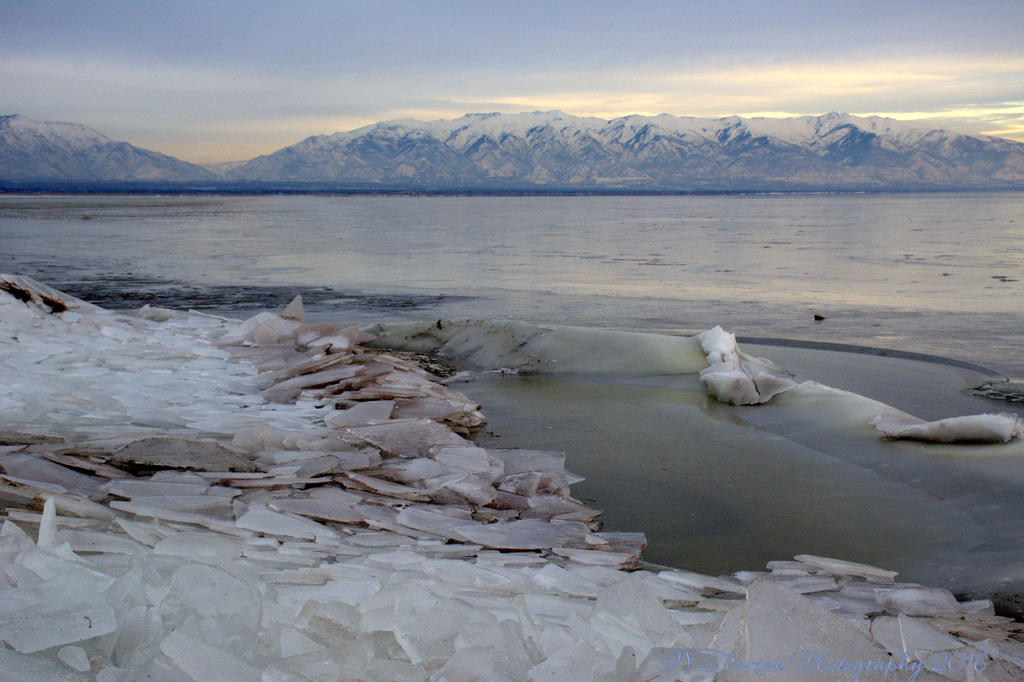Frozen Wave on the Great Salt Lake #2 12-19-2016.jpg