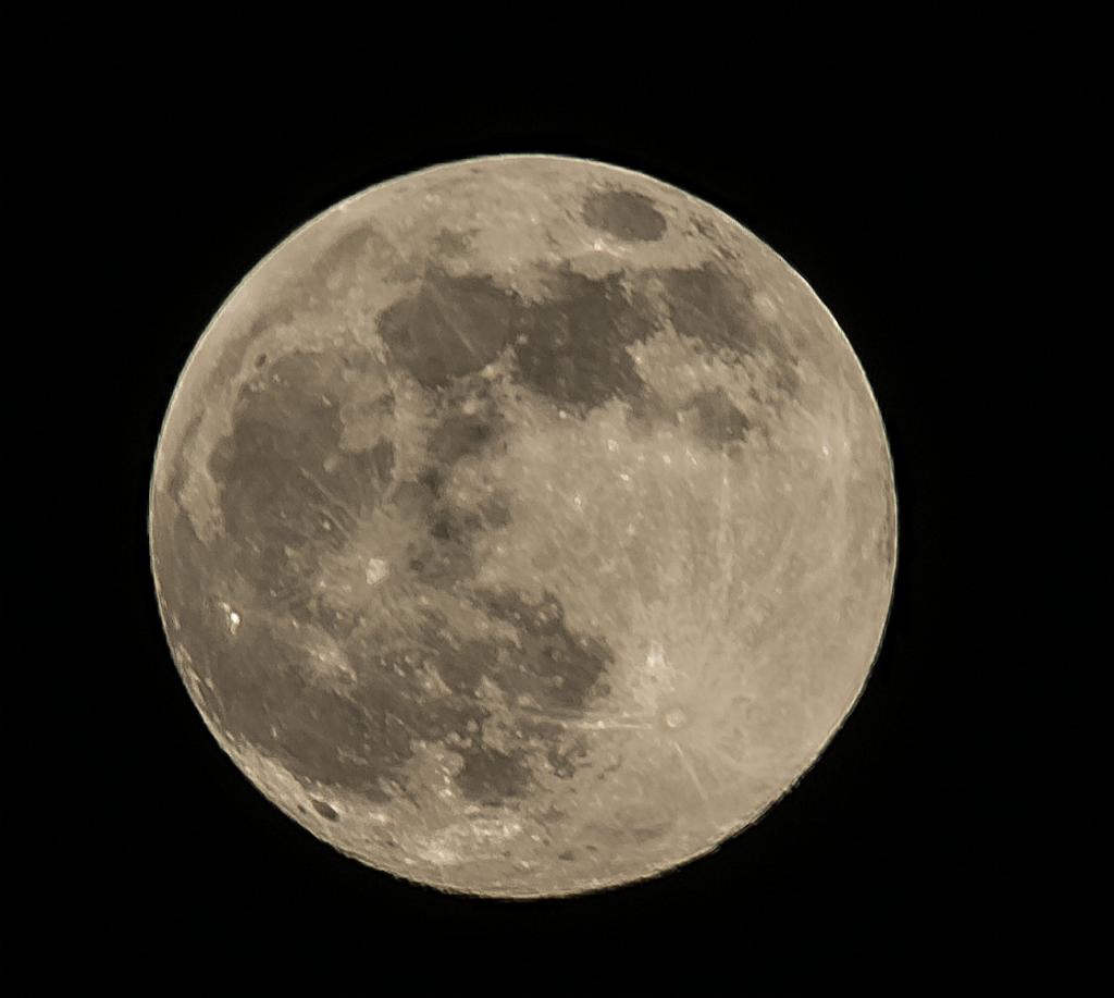 Full Moon Stacked.jpg