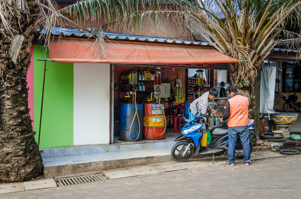 gas-station-2.jpg
