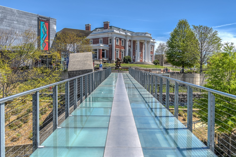 glass bridge,chattanooga-2.jpg