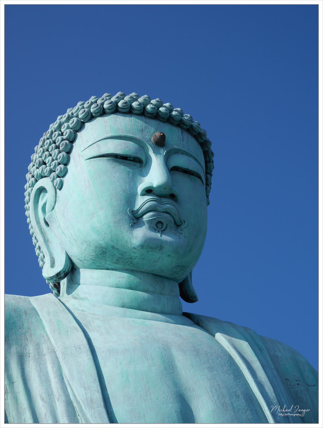 great-Buddha-Daibutsu-3.jpg
