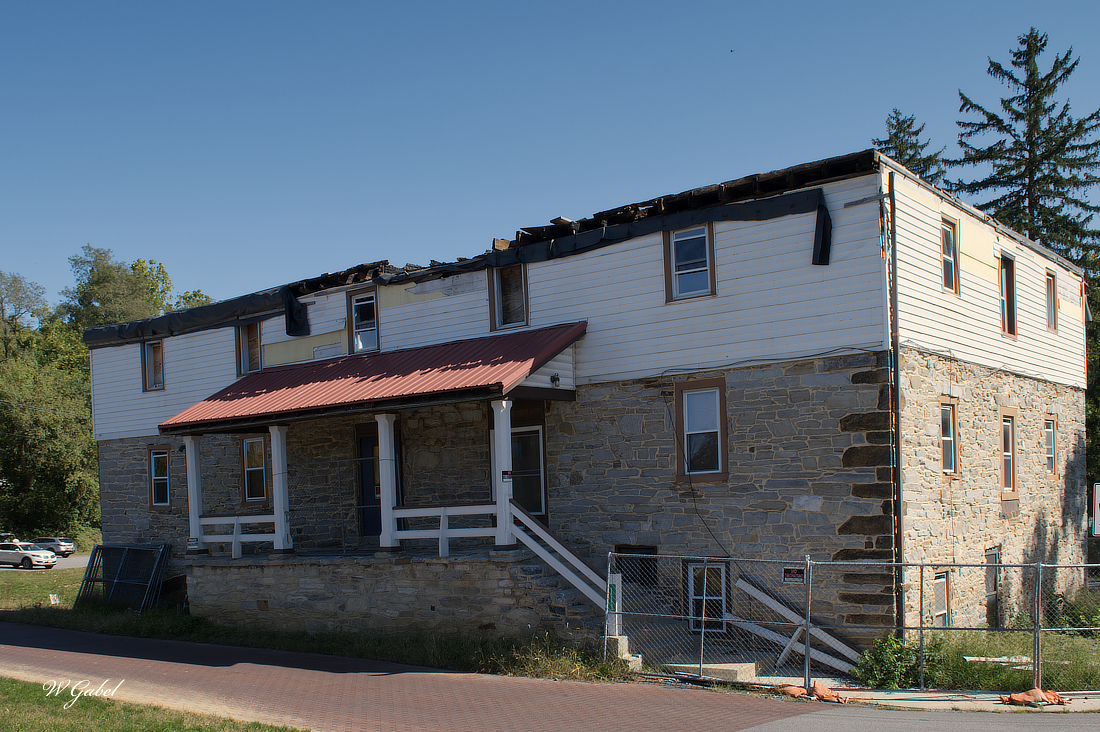 Grist mill at Boiling springs sm.jpg