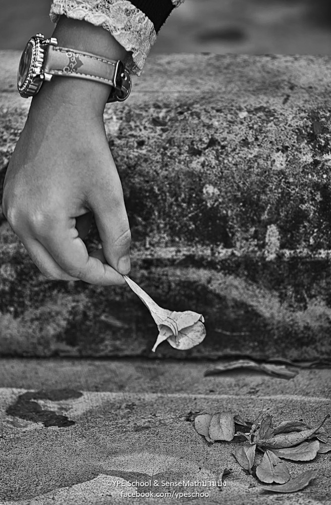 handblack-1.jpg