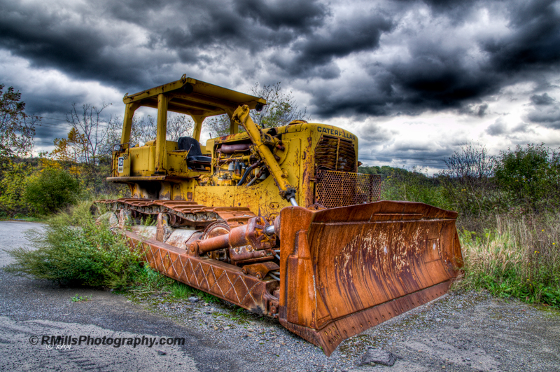 HDR Dozer.jpg