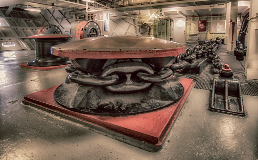 HDR Intrepid Chain.jpg