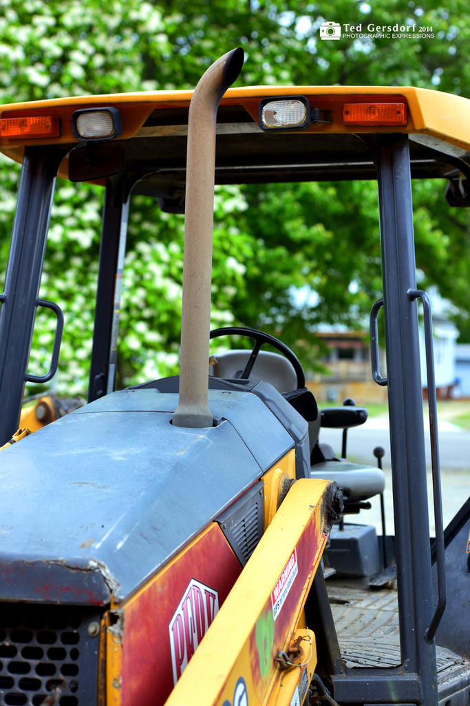 Heavy Equipment 5_1147.jpg