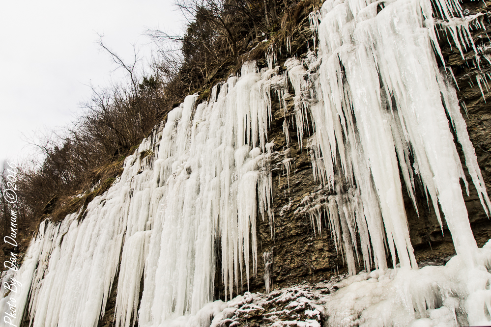 Highway Ice Falls-2458.JPG
