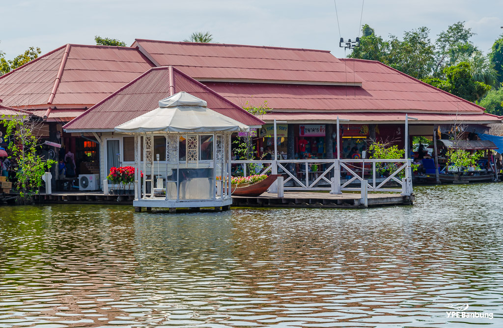Hua-Hin-Sam-Phan-Nam-Floating-Market--10.jpg