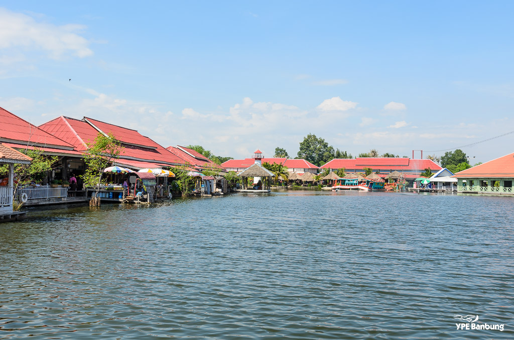 Hua-Hin-Sam-Phan-Nam-Floating-Market--11.jpg