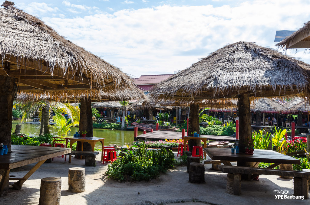 Hua-Hin-Sam-Phan-Nam-Floating-Market--15.jpg