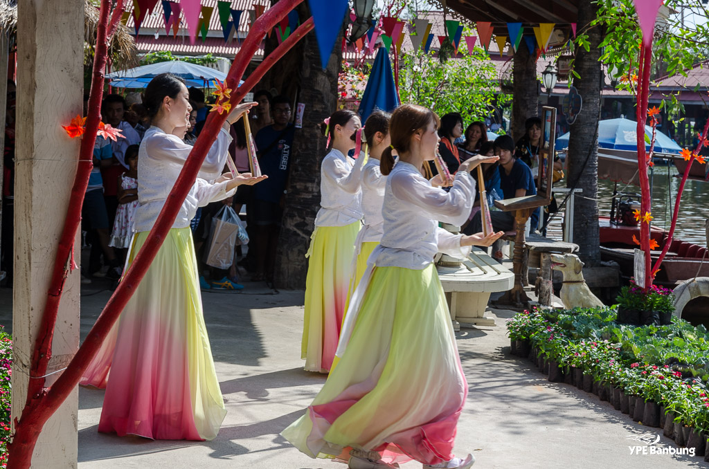 Hua-Hin-Sam-Phan-Nam-Floating-Market--21.jpg