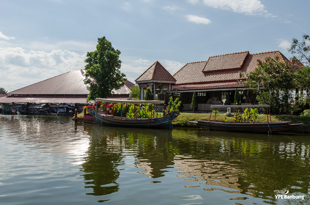 Hua-Hin-Sam-Phan-Nam-Floating-Market--22.jpg