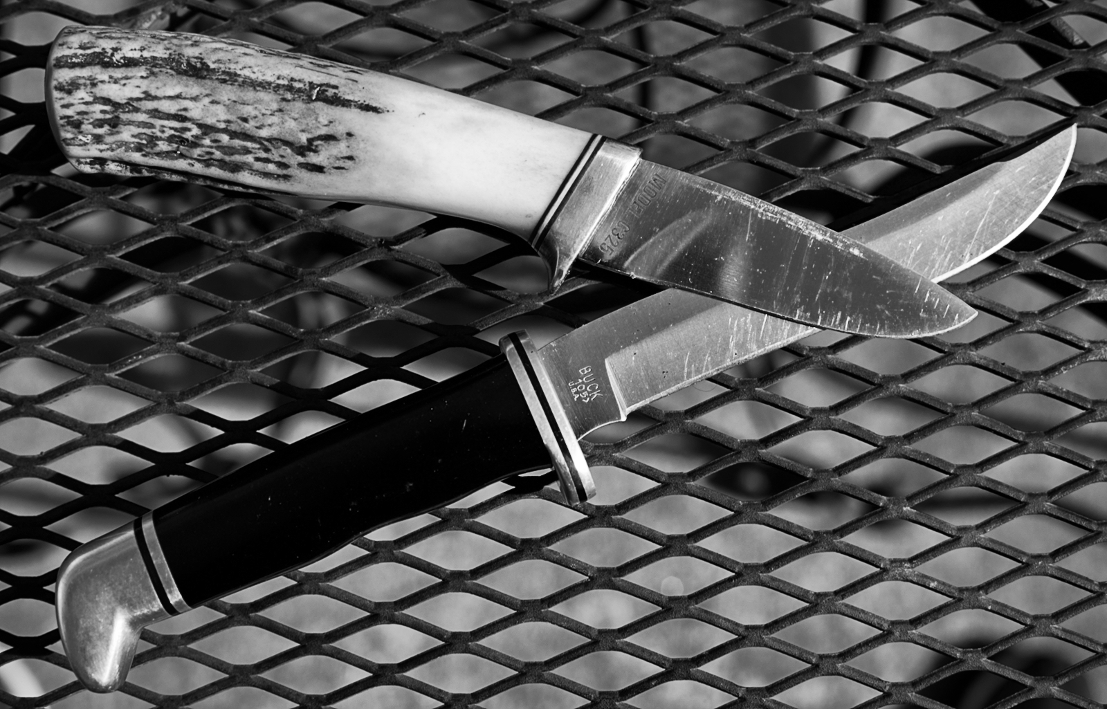hunting knives1.JPG