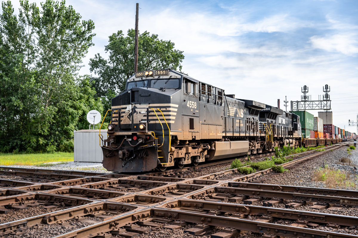 Iron-Triangle-3.jpg