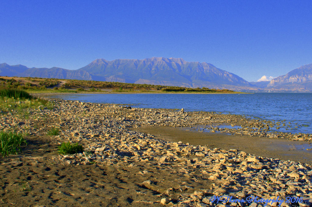 Isolated Beach on Utah Lake 2016.jpg