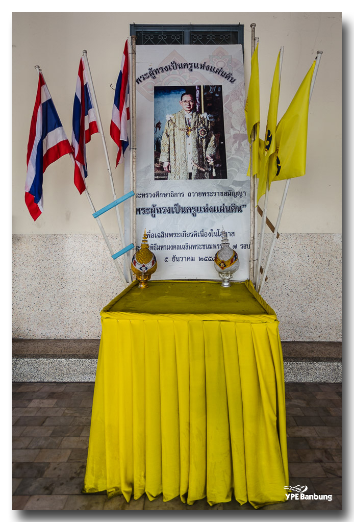 king-of-thailand.jpg