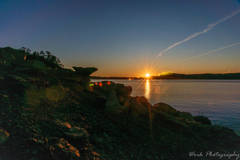 Lake Cumberland Sunset near Holcomb's Boat Ramp.