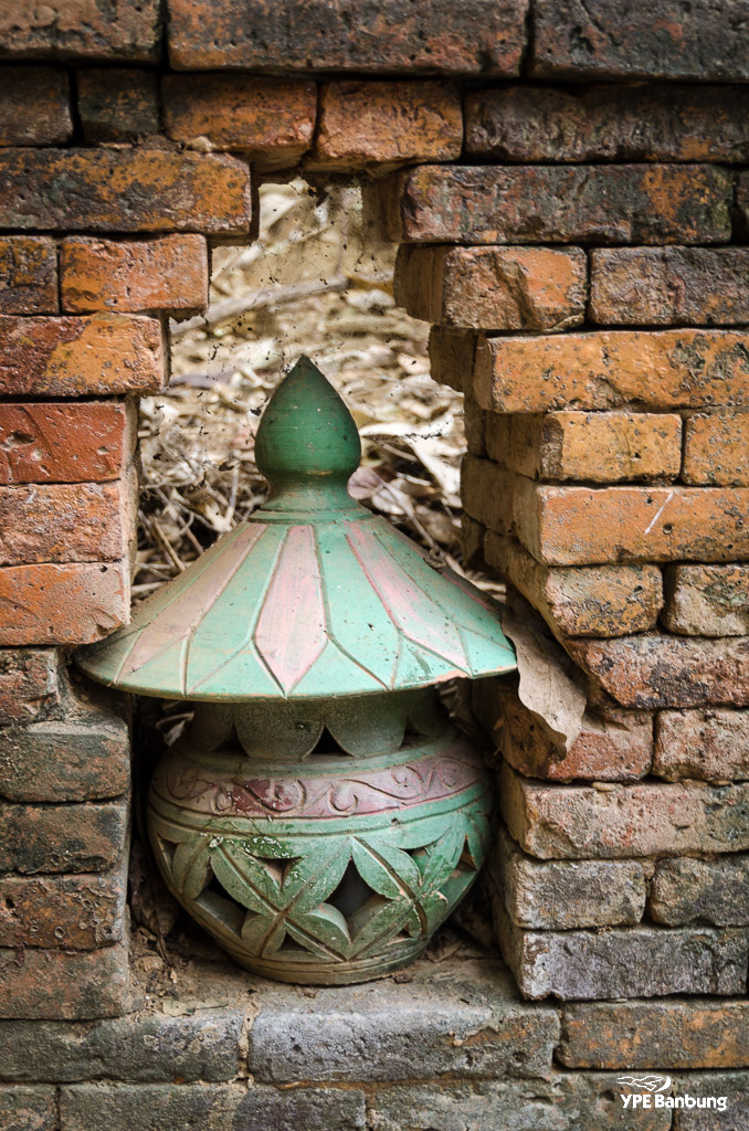 lamp-1.jpg