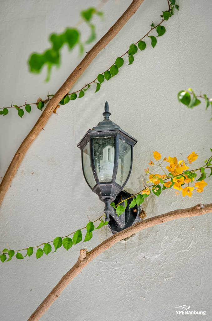 lamp-1.jpg